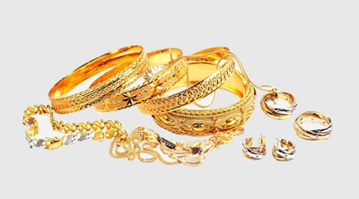 Jewelries and chains Jewelries and chains